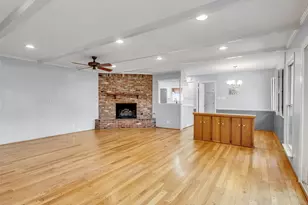 10042 Meadow Lake Ln, Houston, TX 77042 - Photo 24