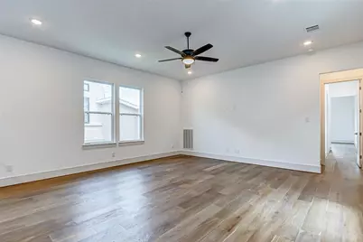 605 E 26th A Street, Houston, TX 77008 - Photo 24