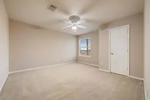 13615 Ambrose St, Houston, TX 77045 - Photo 16