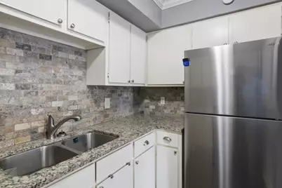 18515 Egret Bay Boulevard #906, Webster, TX 77058 - Photo 14