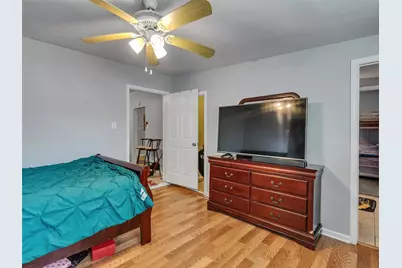 4323 Ave R 1/2, Galveston, TX 77550 - Photo 14