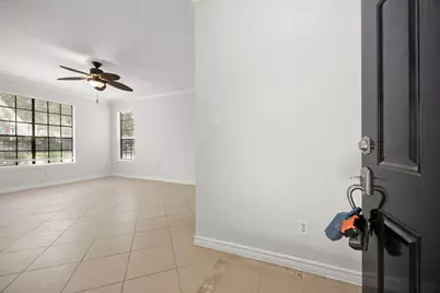 2255 Braeswood Park Drive #257, Houston, TX 77030 - Photo 4