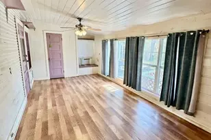 405 W Milam St, Livingston, TX 77351 - Photo 8