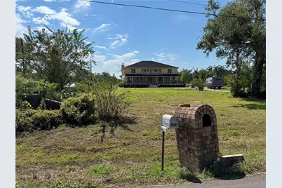 325 County Road 201, Angleton, TX 77515 - Photo 2