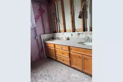 325 County Road 201, Angleton, TX 77515 - Photo 10