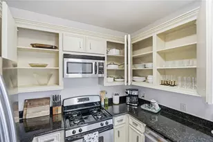 5524 Petty St, Houston, TX 77007 - Photo 8