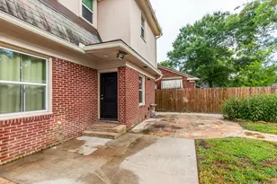 2422 Pecos St, Beaumont, TX 77702 - Photo 32
