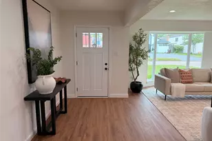 3303 Freshmeadows Dr, Houston, TX 77063 - Photo 6
