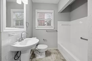 1812 W Alabama St, Houston, TX 77098 - Photo 10