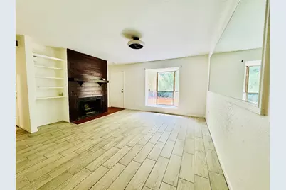 2003 Place Rebecca Lane #10, Houston, TX 77090 - Photo 2
