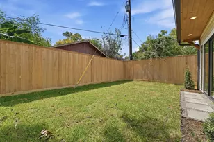 8555 Forum Dr, Houston, TX 77055 - Photo 26