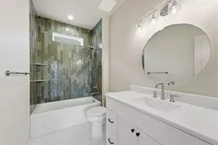 8555 Forum Dr, Houston, TX 77055 - Photo 24