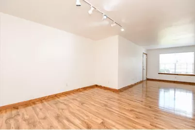 7233 Beechnut Street #A, Houston, TX 77074 - Photo 10