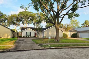 6711 Stonewater, Houston, TX 77084 - Photo 2