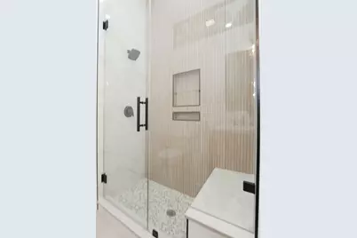 203 S Pathfinders Circle, Spring, TX 77381 - Photo 20