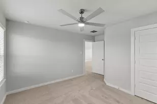 52 Shining Pt Dr, Waller, TX 77484 - Photo 22