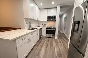 7334 Texas St, Houston, TX 77011 - Photo 1