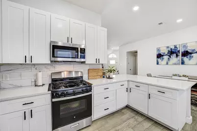 12158 Bowsman Drive, Tomball, TX 77377 - Photo 8