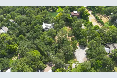 11685 Arrowwood Circle, Houston, TX 77063 - Photo 28