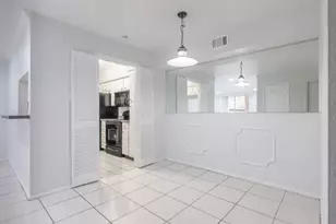 4643 Wild Indigo St, Houston, TX 77027 - Photo 6