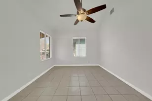 106 Hanover St, Houston, TX 77012 - Photo 4