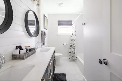 10513 Willowgrove Drive, Houston, TX 77035 - Photo 20