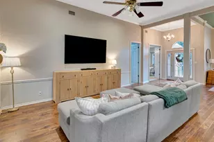 206 Summerwind Dr, Victoria, TX 77904 - Photo 4