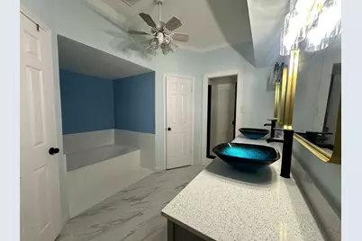 15110 Walters Rd Road, Houston, TX 77068 - Photo 10