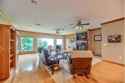 172 Cedar Lane, Livingston, TX 77351 - Photo 6