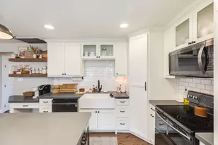 5206 6th St, Danbury, TX 77534 - Photo 14