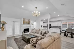 4418 Crofter Glen Dr, Friendswood, TX 77546 - Photo 8