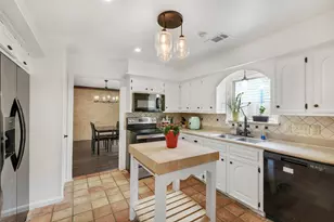 10718 Brentway Dr, Houston, TX 77070 - Photo 8