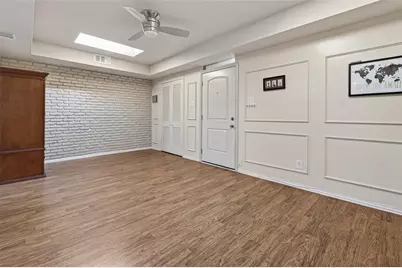 5530 Holly Street #F, Houston, TX 77081 - Photo 16