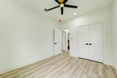 7827 Brandon Street #A/B, Houston, TX 77051 - Photo 36