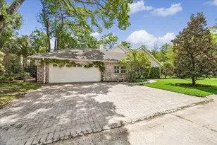 42 Patti Lynn Ln, Houston, TX 77024 - Photo 32