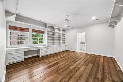 42 Patti Lynn Lane, Houston, TX 77024 - Photo 22