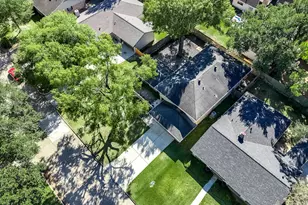 12435 Shepherds Ridge Dr, Houston, TX 77077 - Photo 4