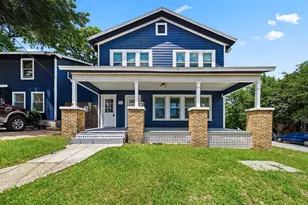 1302 20th St, Huntsville, TX 77340 - Photo 1