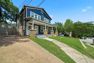 1302 20th Street #1, Huntsville, TX 77340 - Photo 2