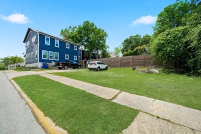 1302 20th Street #1, Huntsville, TX 77340 - Photo 4