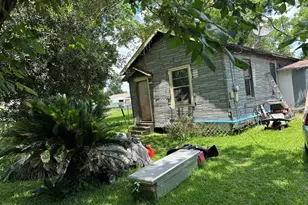 1086 Horne St, Houston, TX 77088 - Photo 1