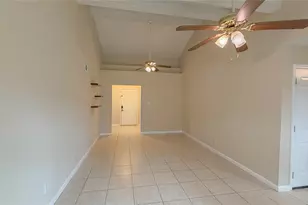 1808 Dolphin Dr, Seabrook, TX 77586 - Photo 4