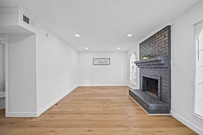 8726 Wilcrest Drive #8726, Houston, TX 77099 - Photo 8