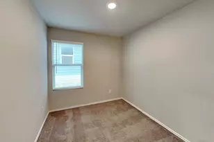 7315 Avila Vis, San Antonio, TX 78244 - Photo 10
