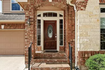 19 Patina Pines Place, The Woodlands, TX 77381 - Photo 2