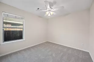 3027 Lockeridge Village Dr, Spring, TX 77386 - Photo 22