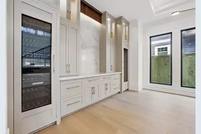 8619 Cedarbrake Drive, Spring Valley Village, TX 77055 - Photo 14