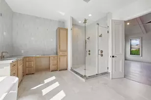 8619 Cedarbrake Dr, Spring Valley Village, TX 77055 - Photo 22