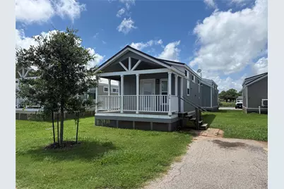 3127 Maverick Loop #26, Oyster Creek, TX 77541 - Photo 2