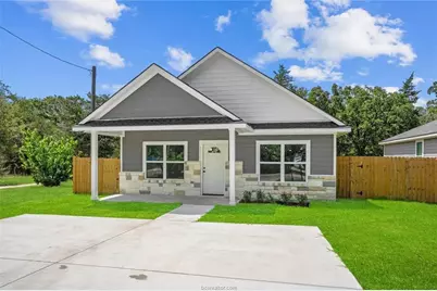 1913 Marshall Avenue, Bryan, TX 77803 - Photo 1